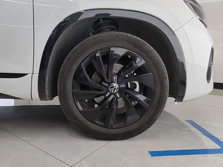 Фото 6 - Volkswagen Tayron X