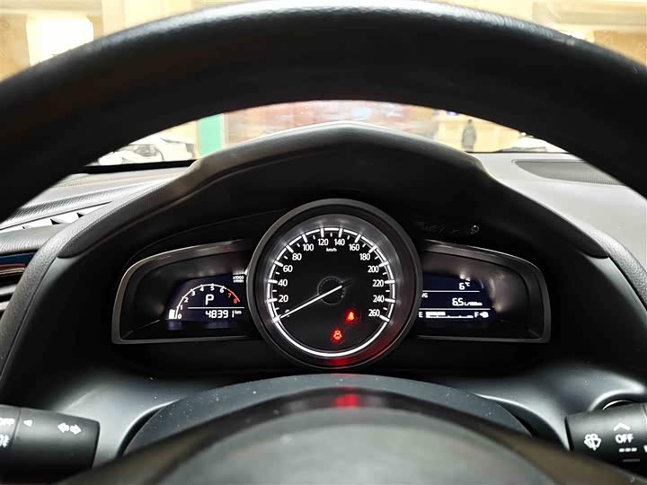 Mazda CX-4 2021 2021款 2.0L 自动两驱蓝天活力版