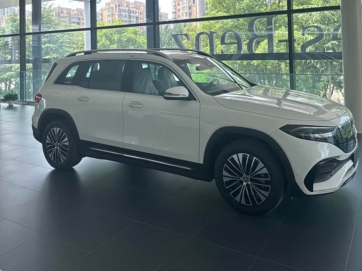 2025 Mercedes-Benz EQB