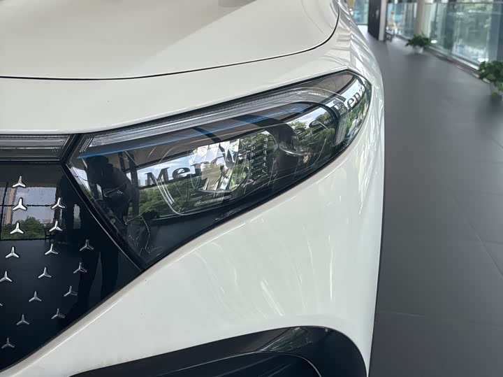 2025 Mercedes-Benz EQB
