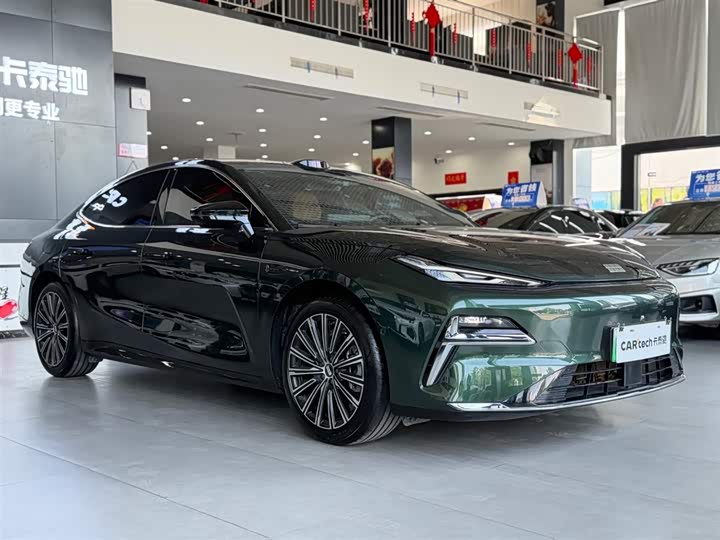 2025 Geely Galaxy Starshine 8 EM-i