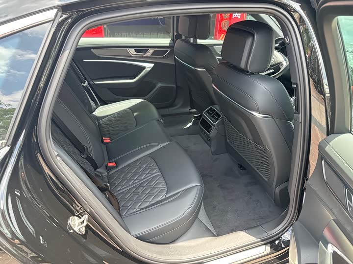 Audi A6L 2026 2026款 45 TFSI 臻选动感型