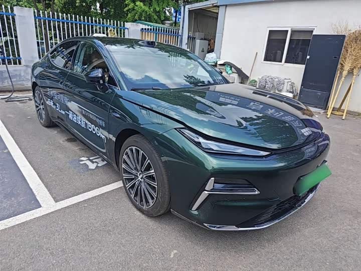 Geely Galaxy Starshine 8 EM-i 2025 2025款 130km EM-P 星舰版