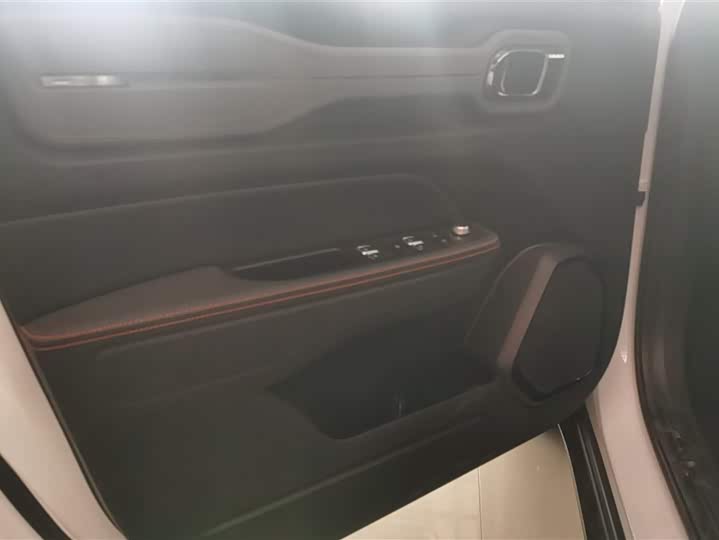 Geely Cowboy 2025 2025款 1.5TD 潮玩版