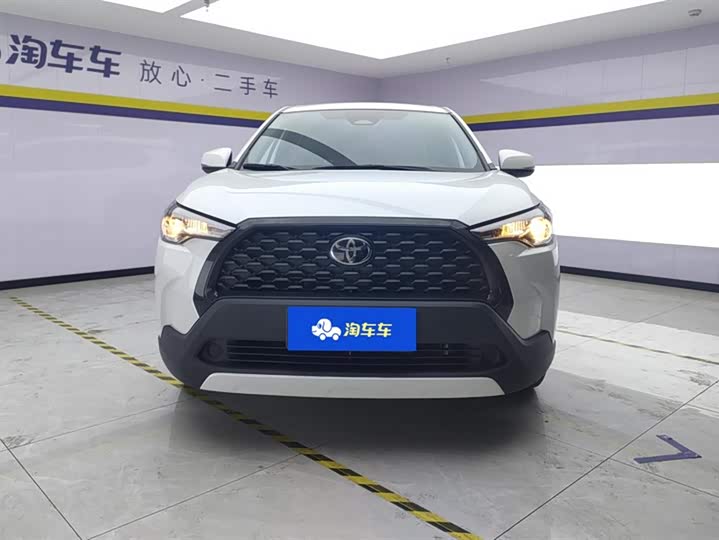 Фото 2 - Toyota Corolla Cross