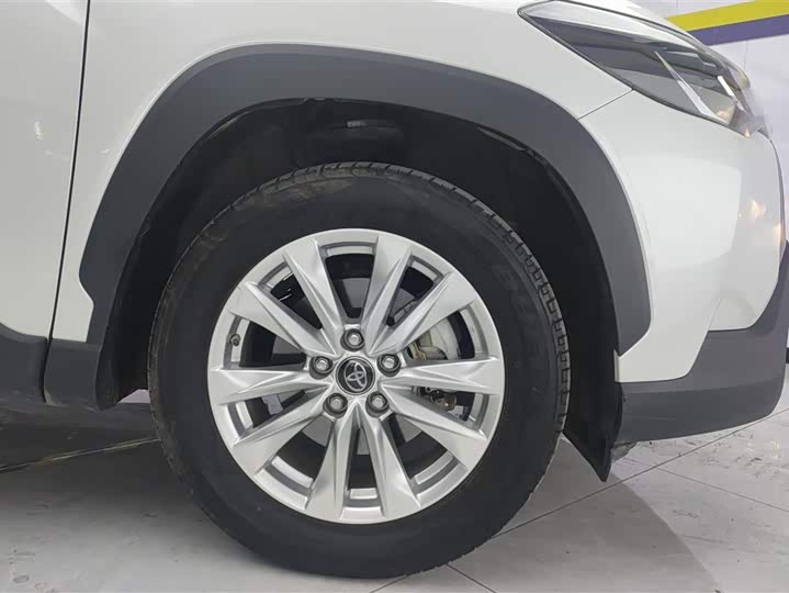 Фото 6 - Toyota Corolla Cross