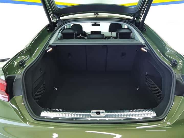 Audi A5 2024 2024款 Sportback 40 TFSI 时尚动感型