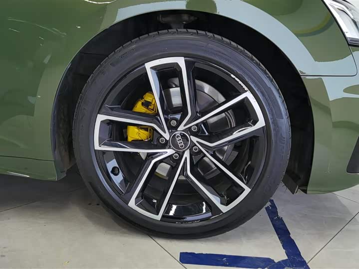 Audi A5 2024 2024款 Sportback 40 TFSI 时尚动感型