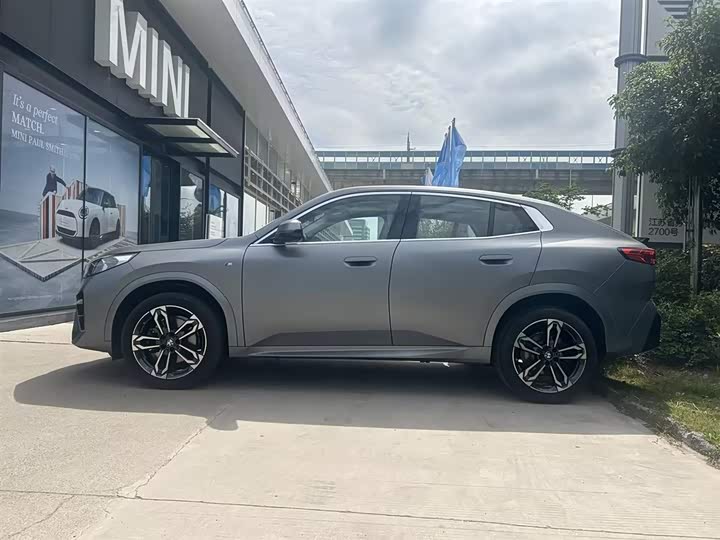 BMW X2 2024 2024款 sDrive25i M运动套装