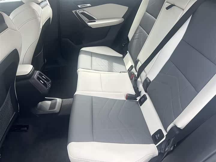 BMW X2 2024 2024款 sDrive25i M运动套装