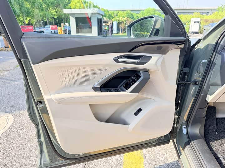 Audi Q5L 2026 2026款 2.0T 千万用户专享版