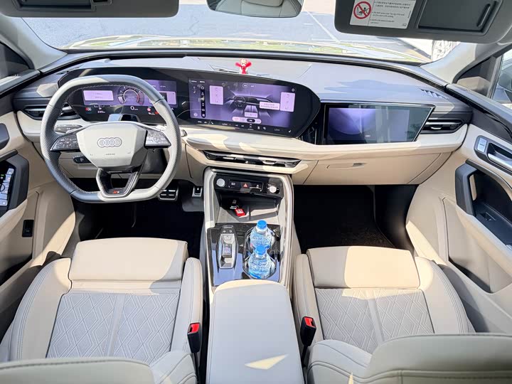 Audi Q5L 2026 2026款 2.0T 千万用户专享版