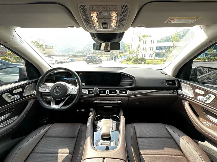 Photo 6 - Mercedes-Benz GLS-Class