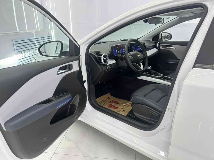 Chevrolet Monza 2023 2023款 1.5L 双离合悦享版