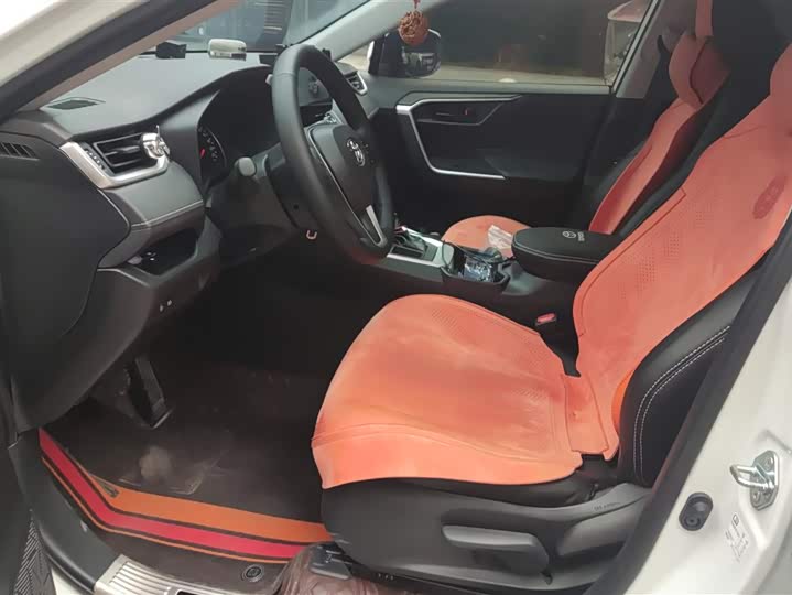 Toyota Wildlander 2024 2024款 2.0L CVT两驱领先版