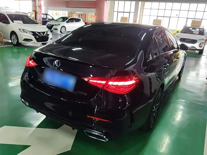 Фото 7 - Mercedes-Benz C-Class