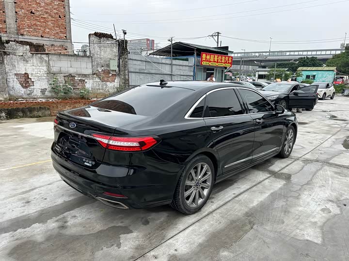 Ford Taurus 2019 2019款 EcoBoost 245 尊享版