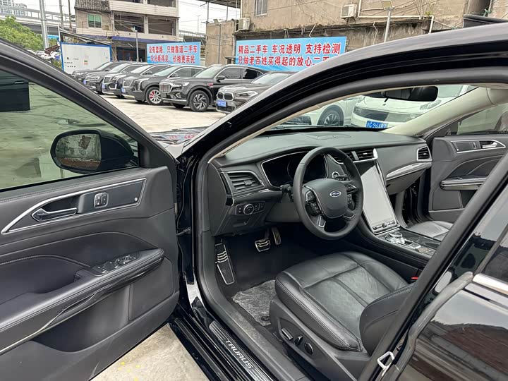 Ford Taurus 2019 2019款 EcoBoost 245 尊享版