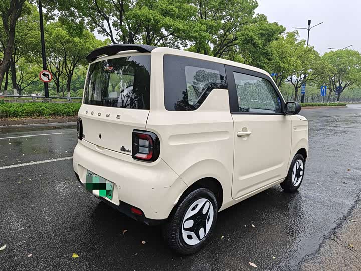 Geely Galaxy Panda Mini 2025 2025款 熊猫mini 210km 元气熊
