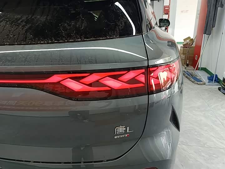 BYD Tang L 2025 2025款 DM 175KM无人机玩家版