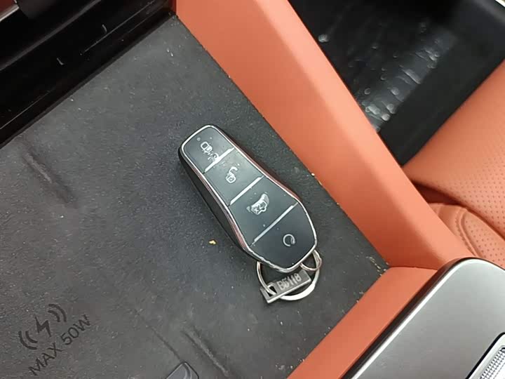 BYD Tang L 2025 2025款 DM 175KM无人机玩家版