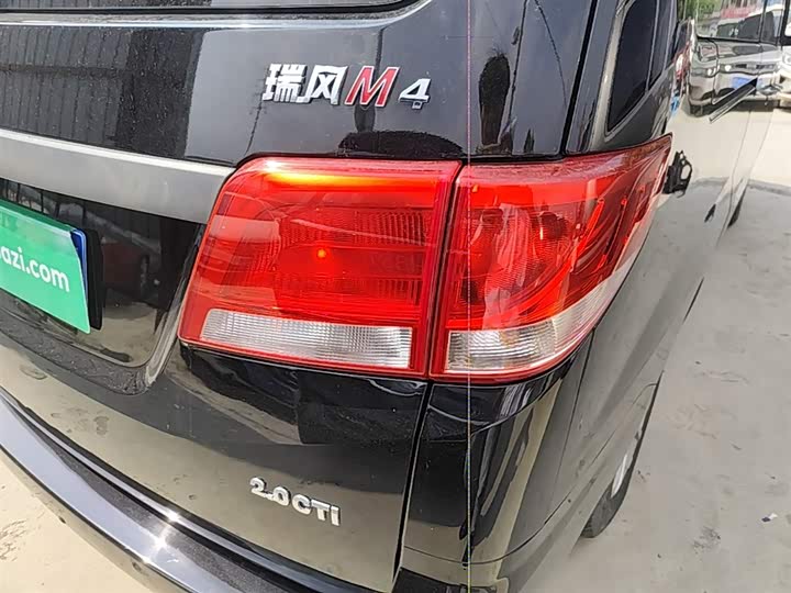 JAC Refine M4 2022 2022款 2.0CTI 柴油 手动劲锐型