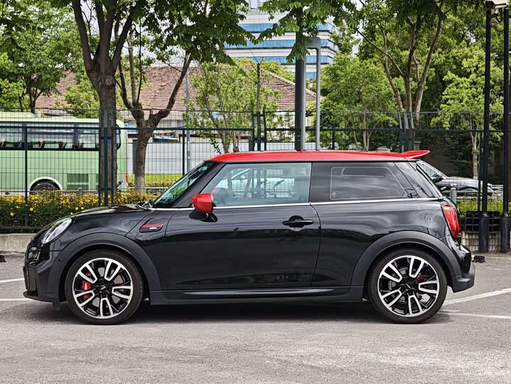 Mini Mini JCW 2022 2022款 2.0T JOHN COOPER WORKS ALL-IN