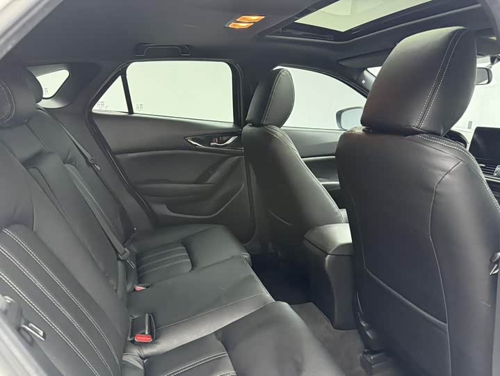 Mazda CX-4 2021 2021款 2.0L 自动两驱蓝天活力版