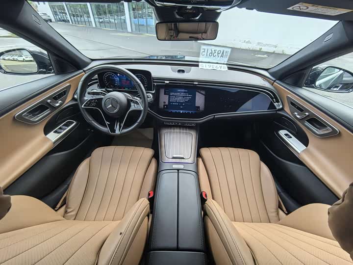 Photo 5 - Mercedes-Benz E-Class Hybrid