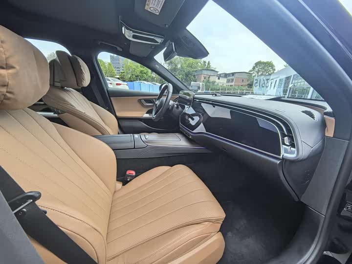 Photo 6 - Mercedes-Benz E-Class Hybrid