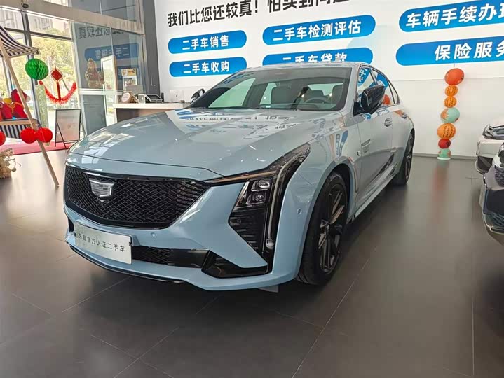 Cadillac CT5 2025 2025款 28T 赛道性能版+巅峰赛道选装包