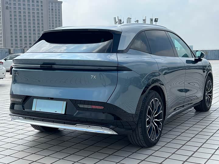 Zeekr 7X 2025 2025款 100kWh 长续航四驱智驾版
