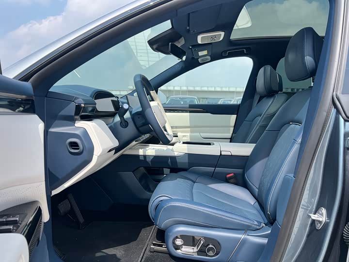 Zeekr 7X 2025 2025款 100kWh 长续航四驱智驾版