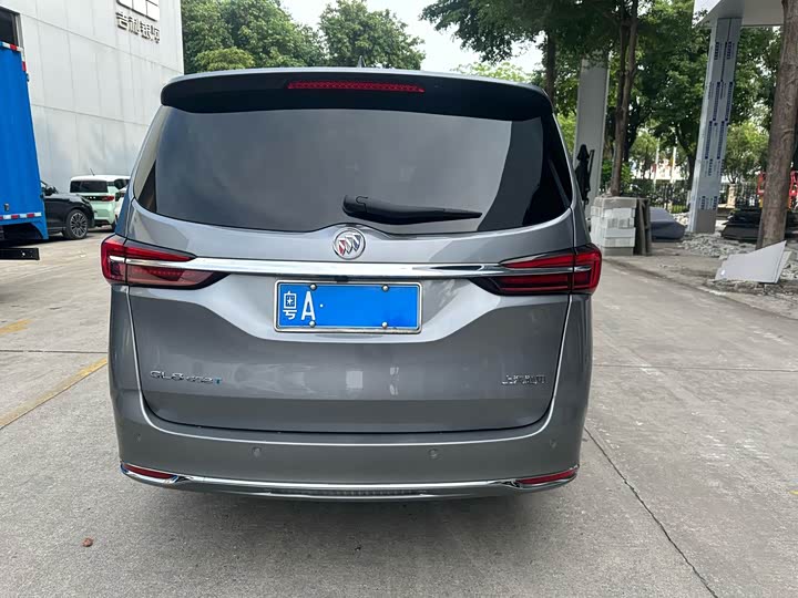 Zdjęcie 6 - Buick GL8 ES