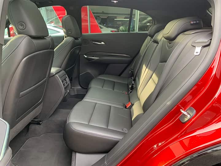 Cadillac XT4 2024 2024款 28T 四驱豪华型