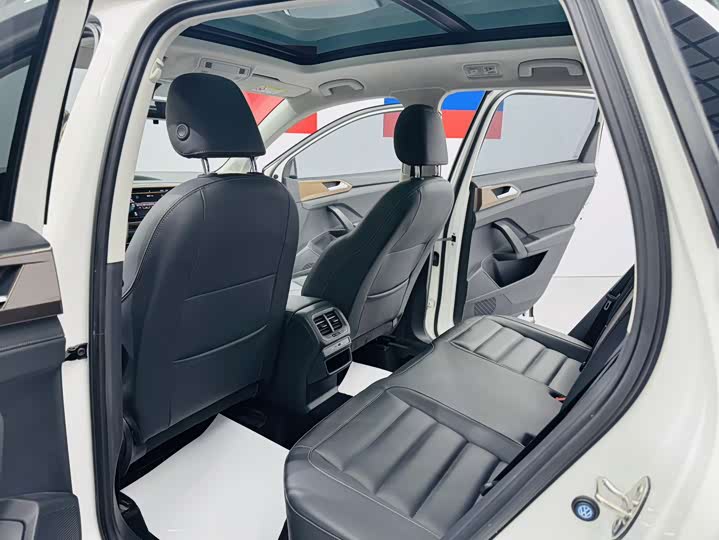 Volkswagen Tharu 2021 2021款 280TSI 两驱豪华版