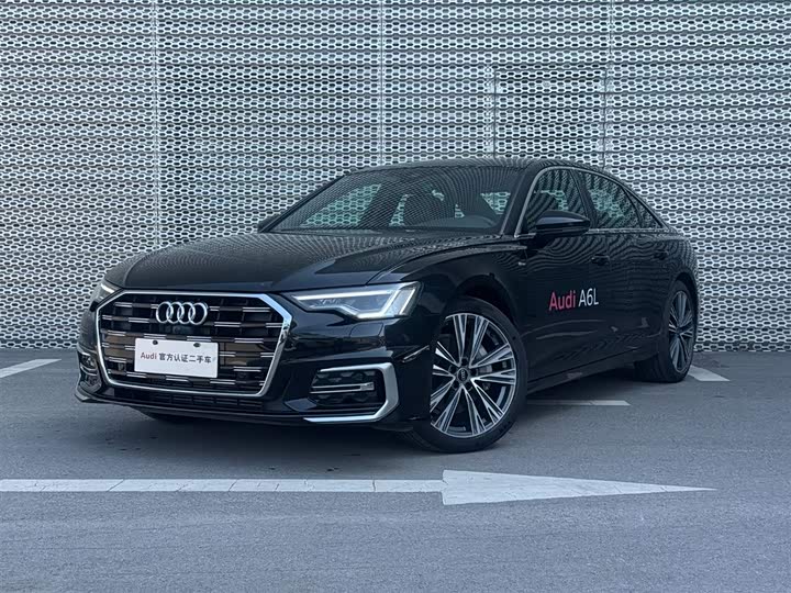 Фото 1 - Audi A6L