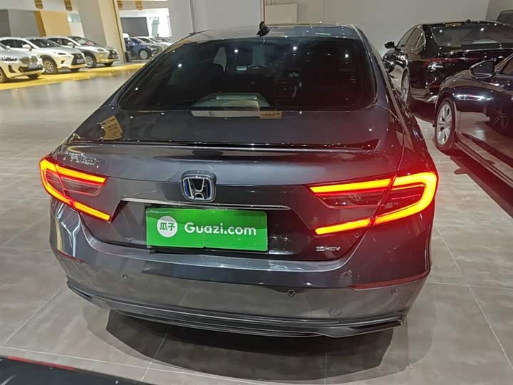 Zdjęcie 6 - Honda Accord