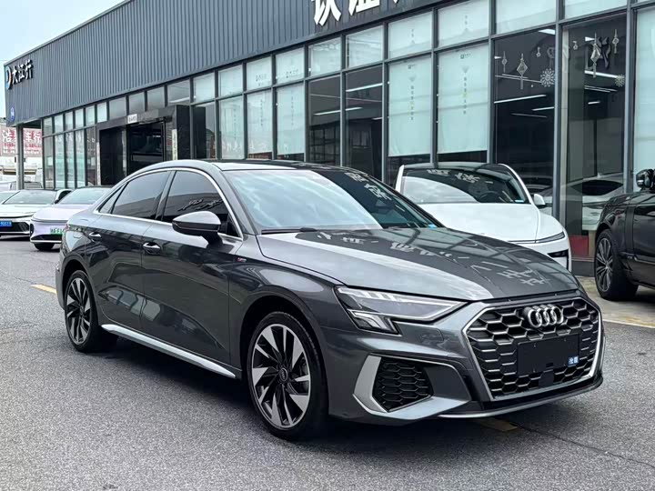 Zdjęcie 3 - Audi A3