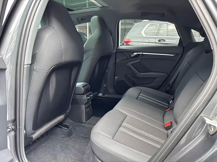 Zdjęcie 4 - Audi A3