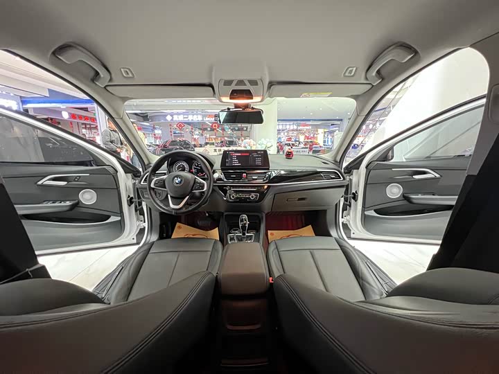 Zdjęcie 4 - BMW 1 Series