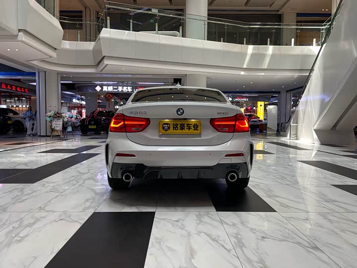 Zdjęcie 9 - BMW 1 Series