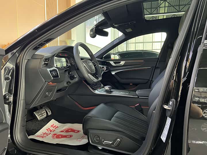 Фото 3 - Audi A6L