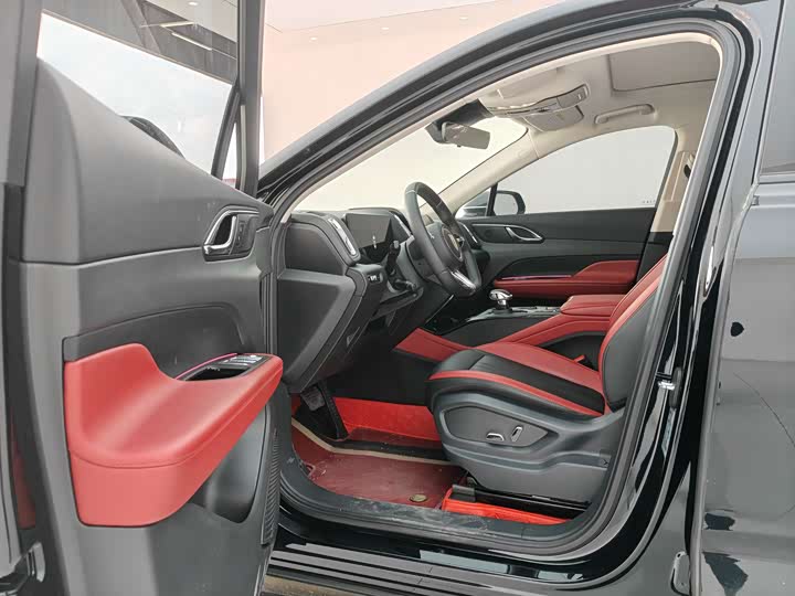2024 Hongqi HS3