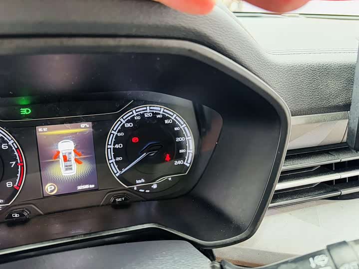 Geely Vision X6 2021 2021款 PRO 1.4T 自动尊贵型