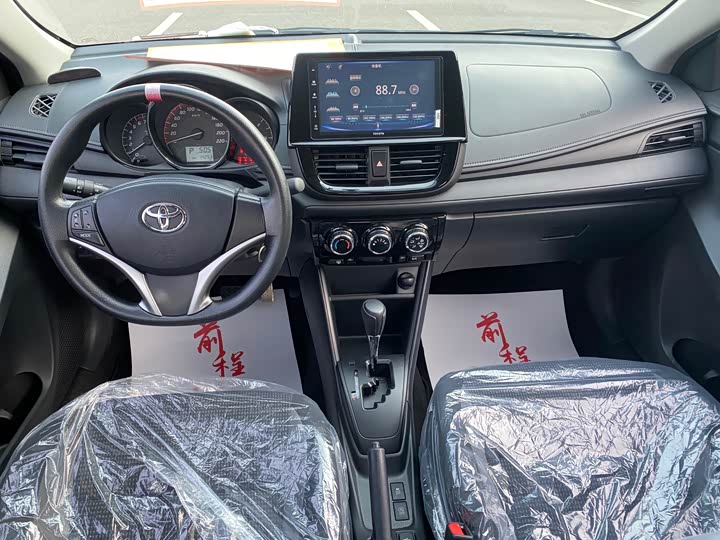 Фото 7 - Toyota Vios