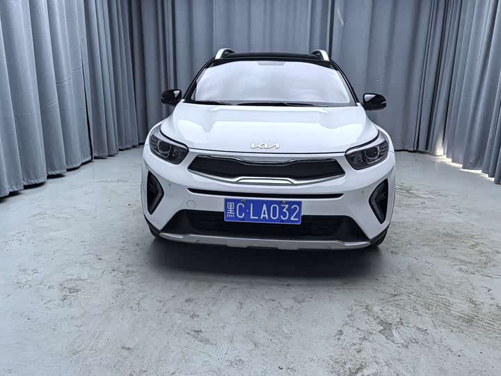 Kia KX1 2021 2021款 1.4L CVT趣享天窗款