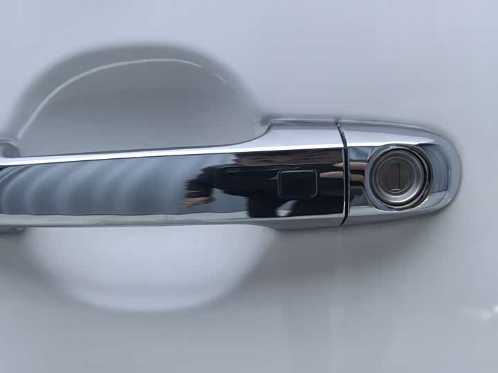 Kia KX1 2021 2021款 1.4L CVT趣享天窗款