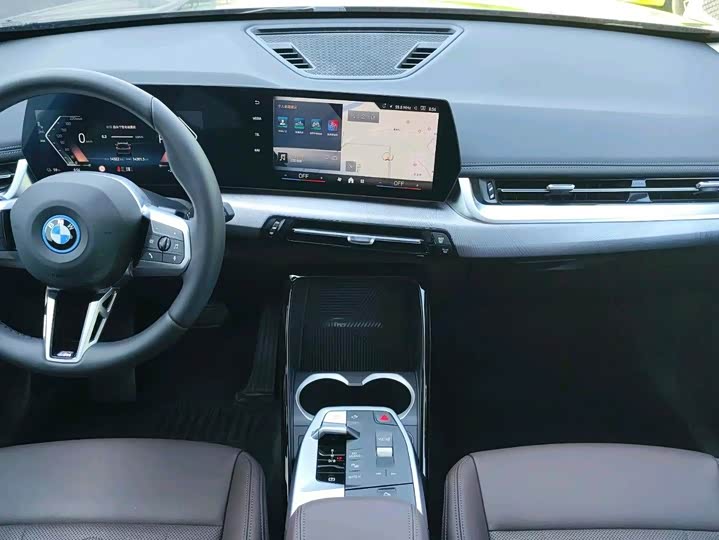 BMW iX1 2025 2025款 eDrive25L M运动套装