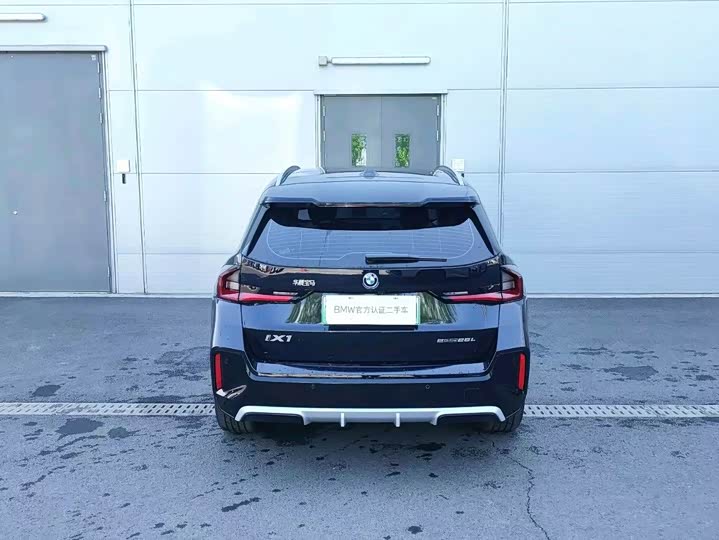 BMW iX1 2025 2025款 eDrive25L M运动套装